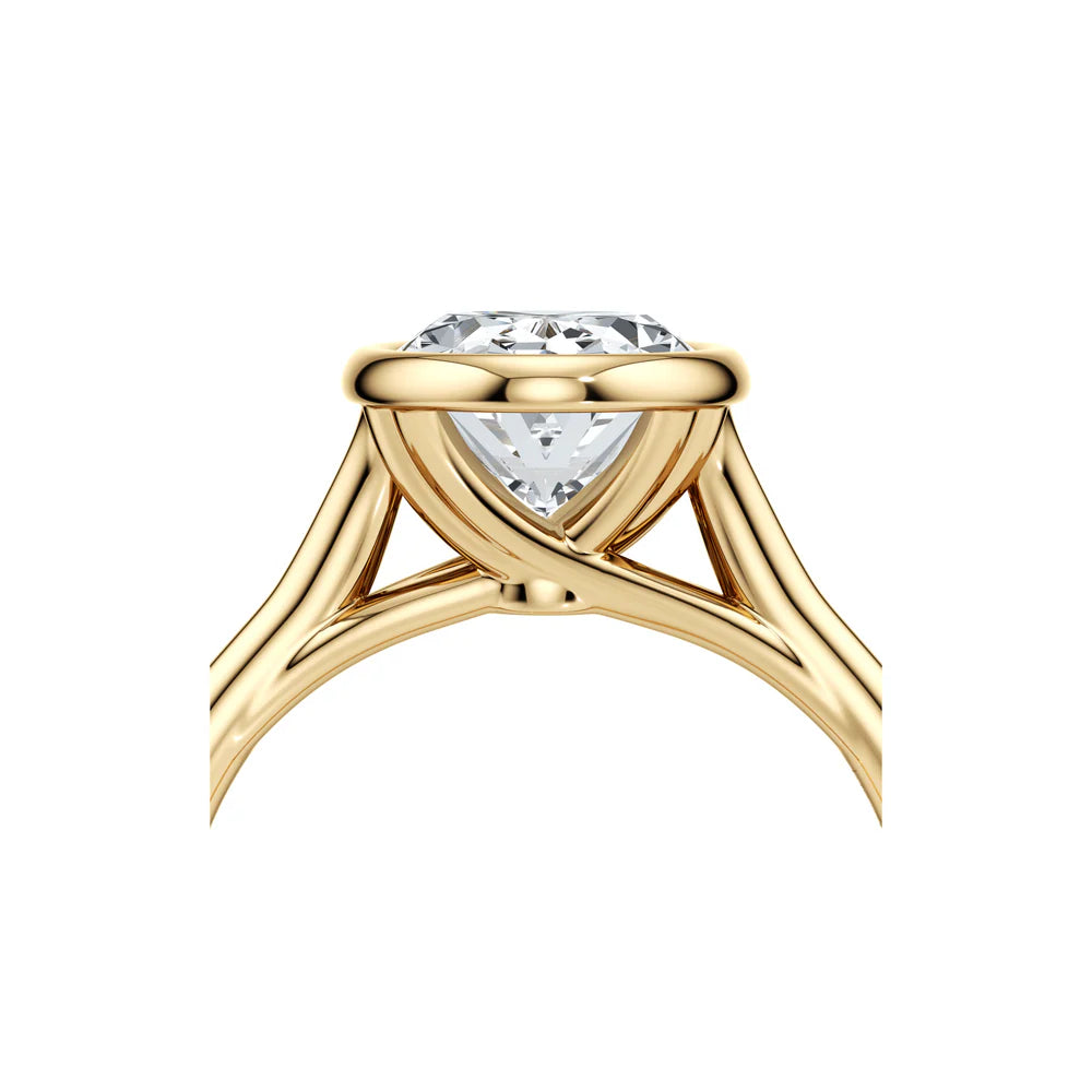 Eclipse Solitaire Engagement Ring – Oval Cut – Bezel-Set High-Polish Band
