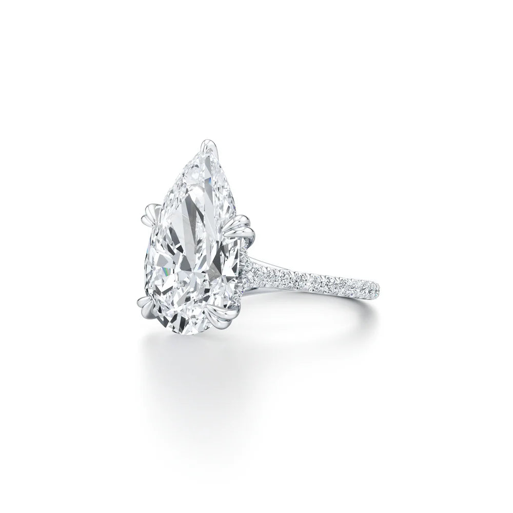 Larmé Pavé Solitaire Engagement Ring – Pear Cut – Single Row Pavé Band