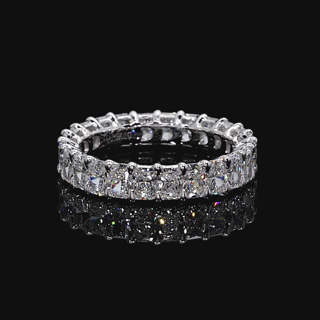 Cassis Eternity Band – Radiant Cut – Shared-Prong