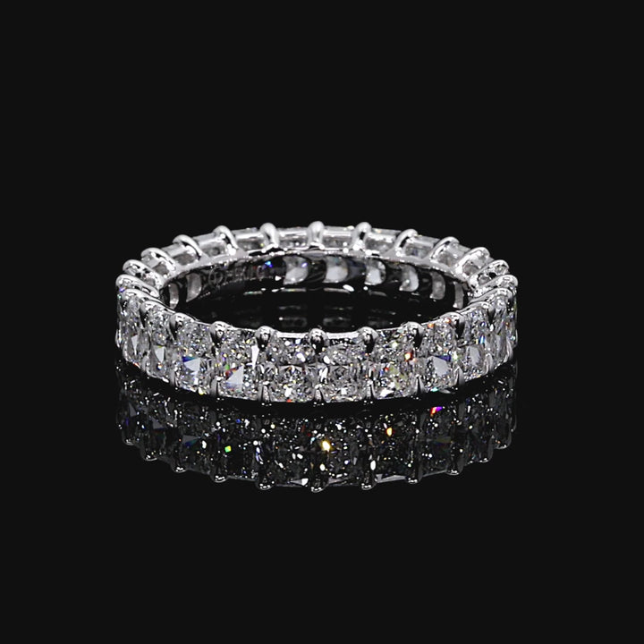 Cassis Eternity Band – Radiant Cut – Shared-Prong
