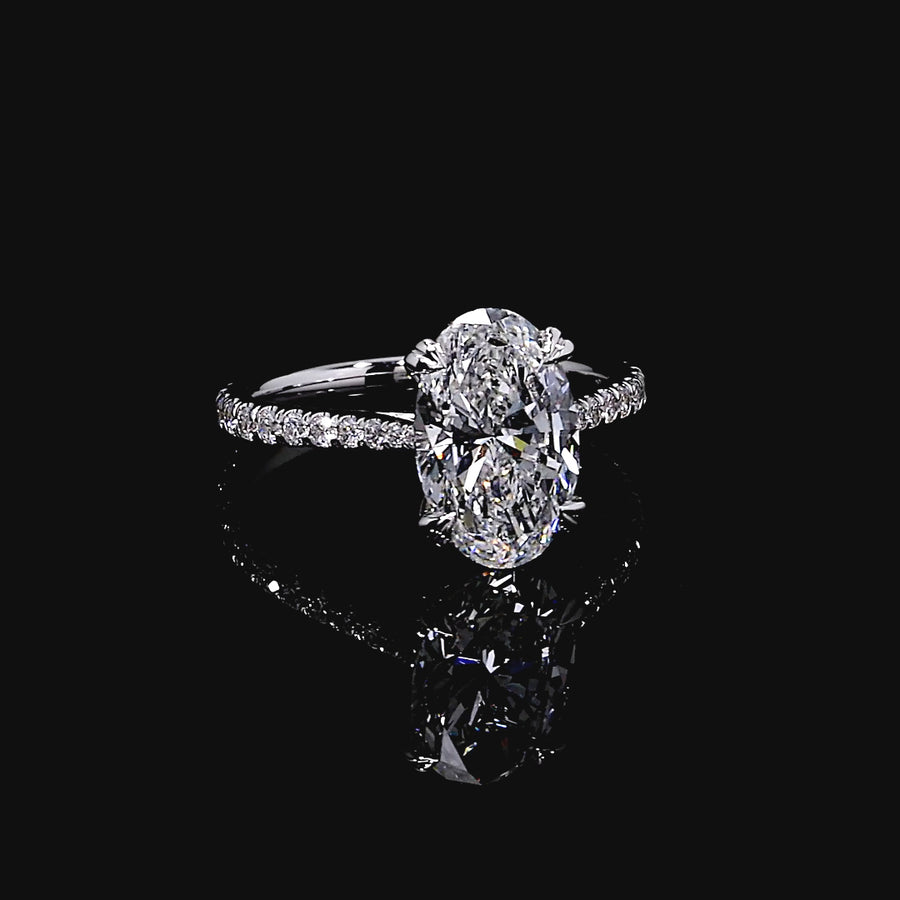 Noor Solitaire Engagement Ring video