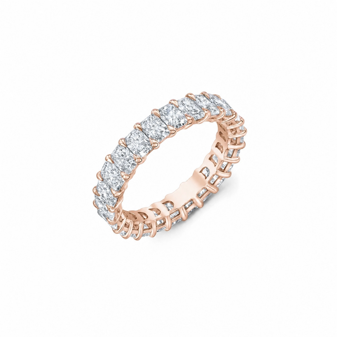 Cassis Eternity Band – Radiant Cut – Shared-Prong